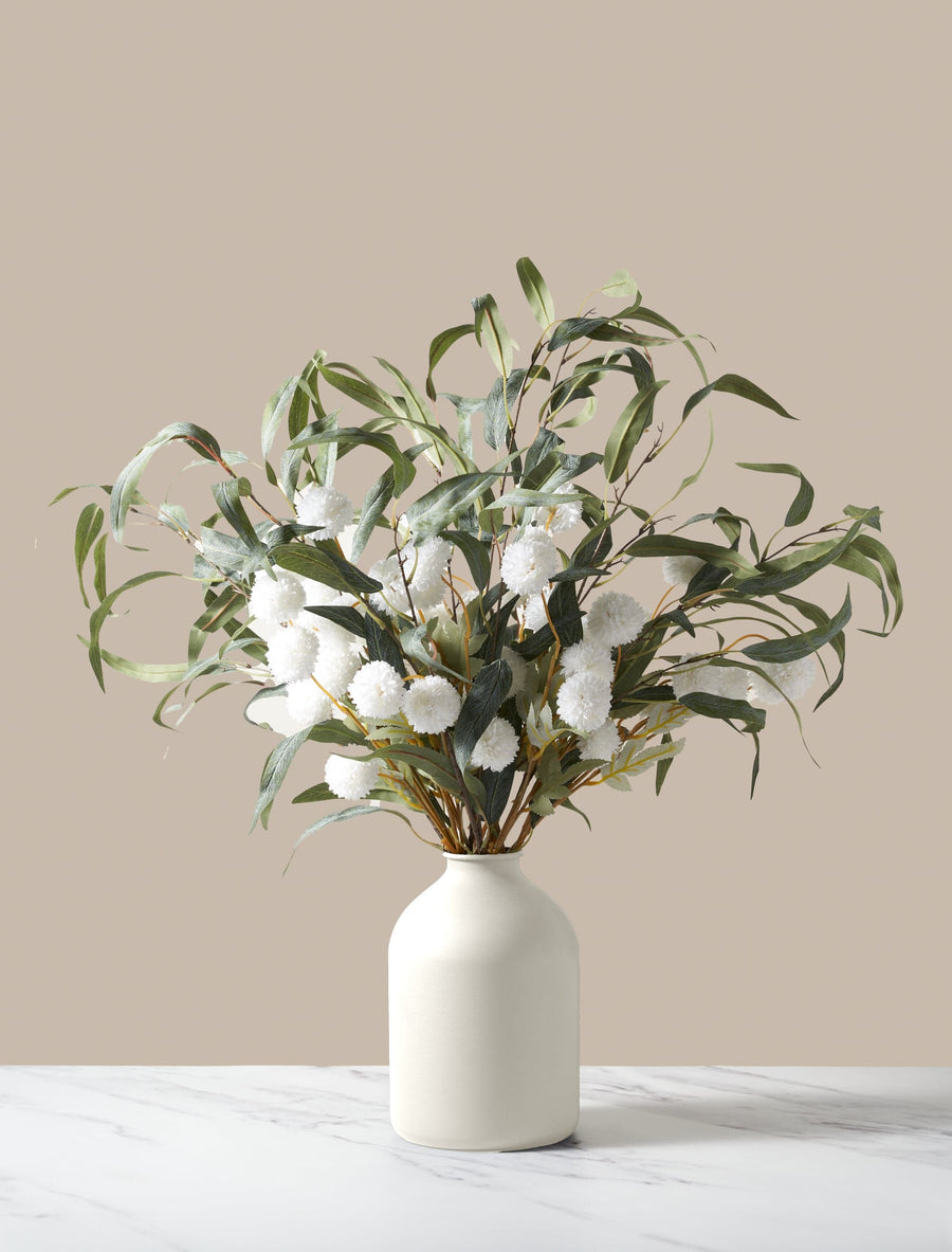 Composition florale artificielle - Saule, Eucalyptus et Kiku blanc