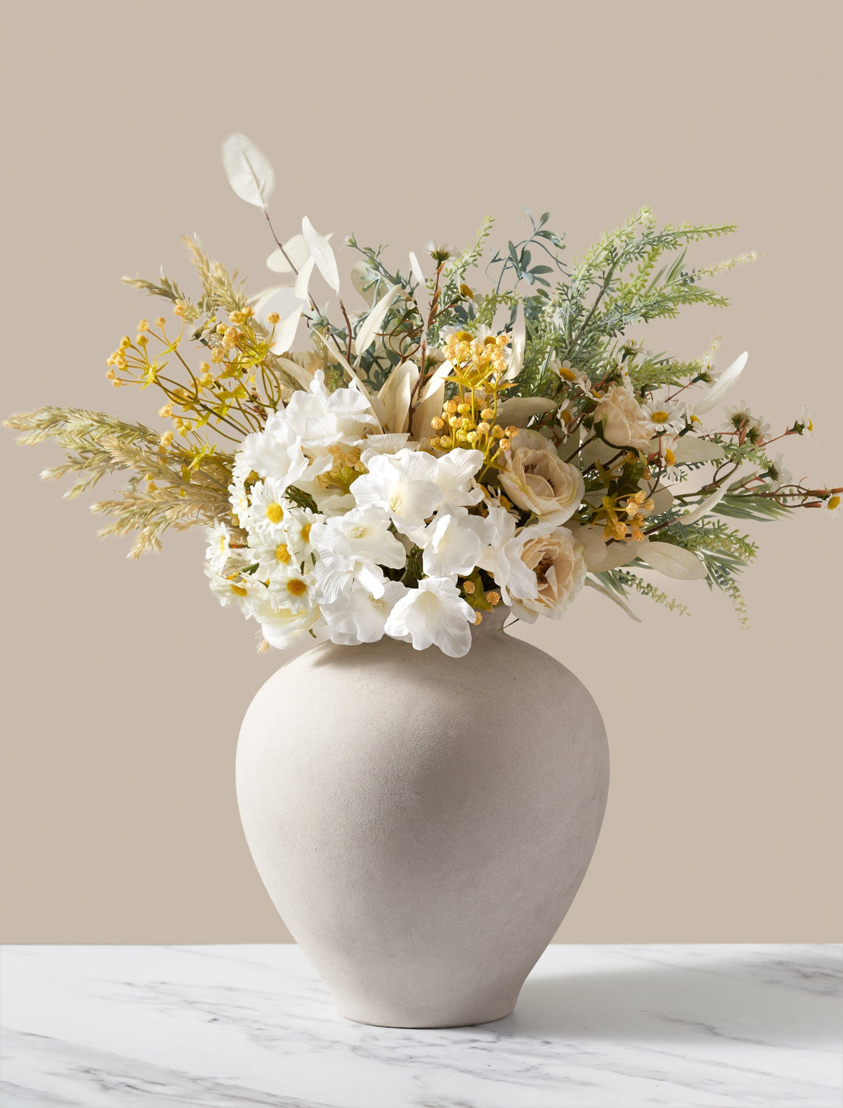 Composition florale artificielle – Prairie blanche et jaune