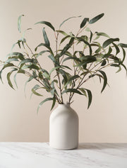 Faux Willow-Leaf Eucalyptus – Green (5 stems)