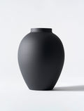 Ella Vase – Matt Black