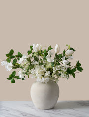 Composition florale artificielle – Tulipe et Agapanthe blanche