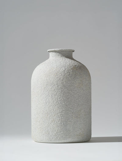 Vase Arlo – Strukturierter Stein