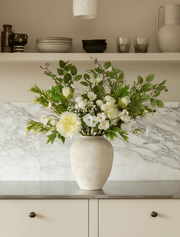 Composition florale artificielle – Coquelicot blanc et pivoine