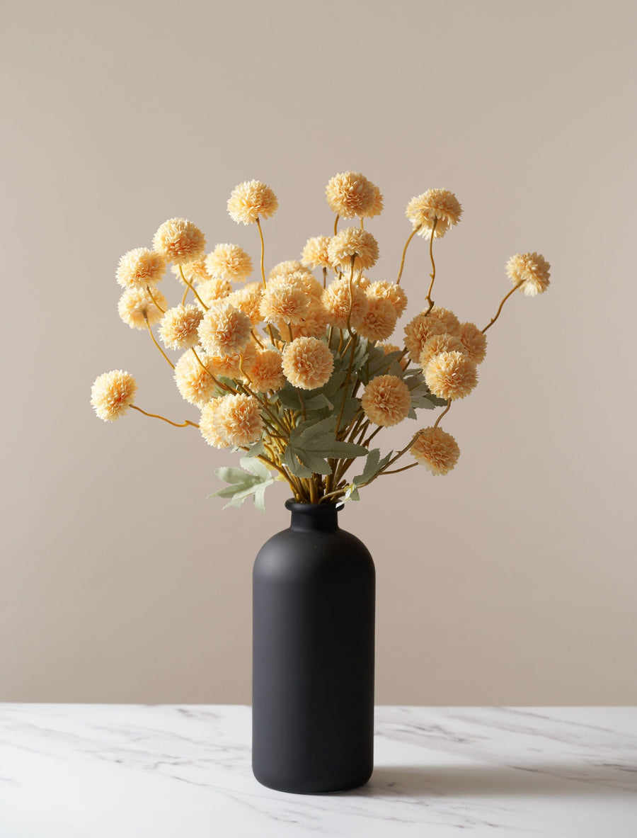 Fleur artificielle Kiku – Jaune (10 tiges/50 têtes)